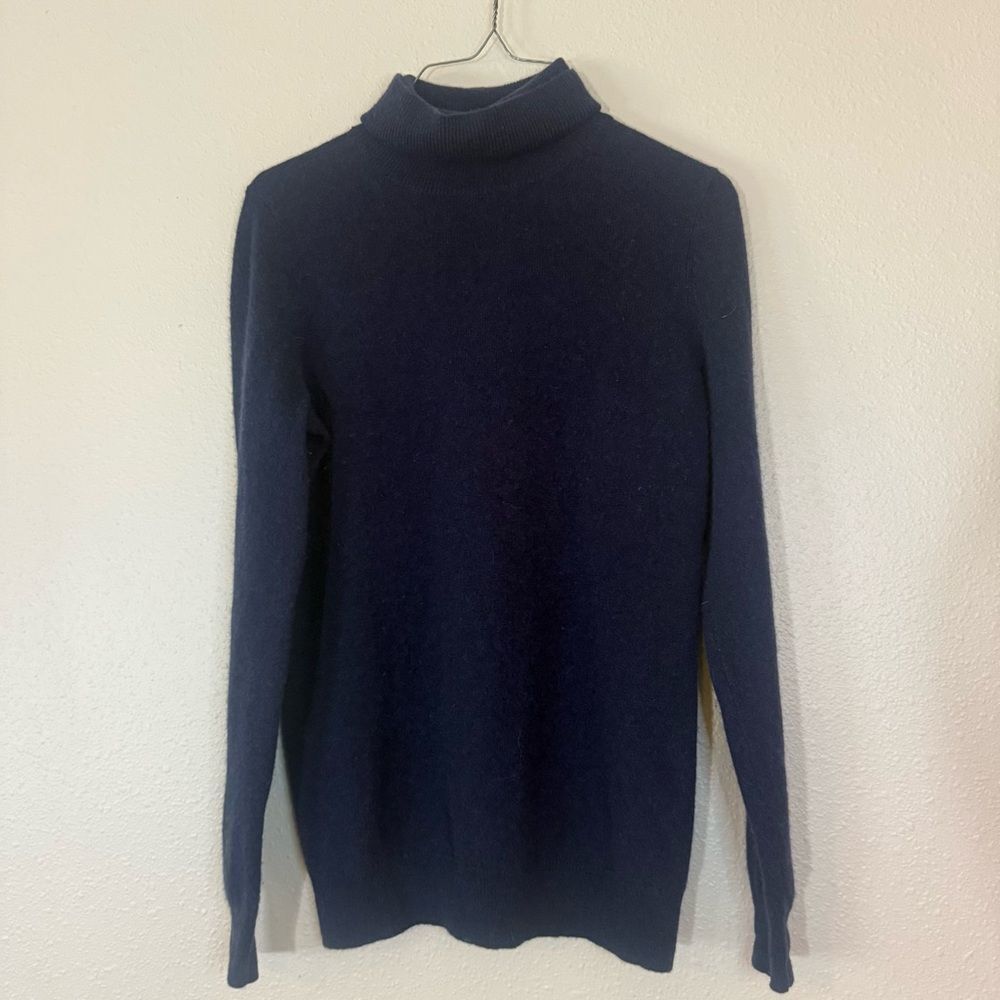 C by Bloomingdale's Navy Women's Turtleneck Sweater S